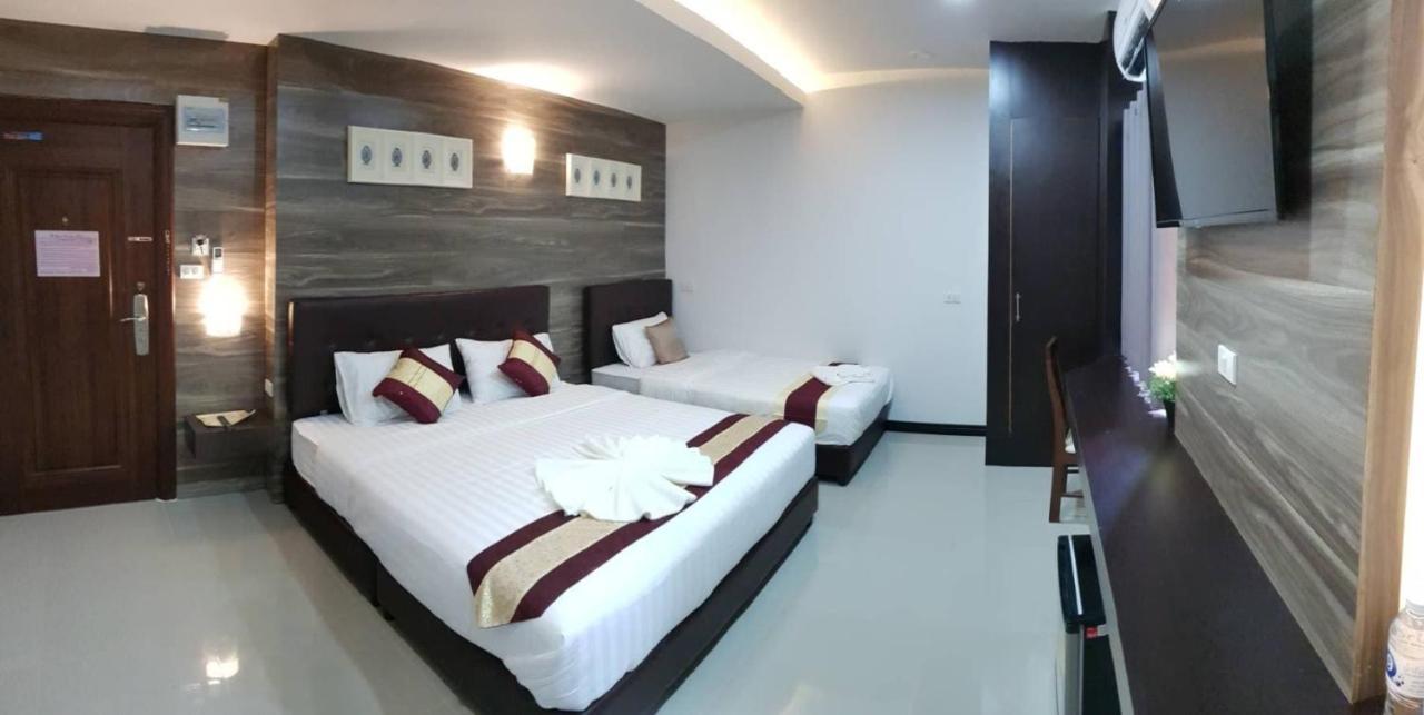 The Room Boutique Hotel 사콘 나콘 외부 사진