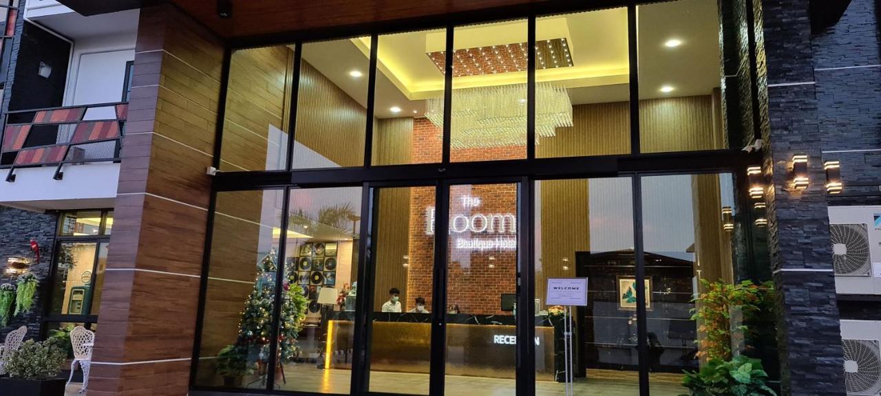 The Room Boutique Hotel 사콘 나콘 외부 사진