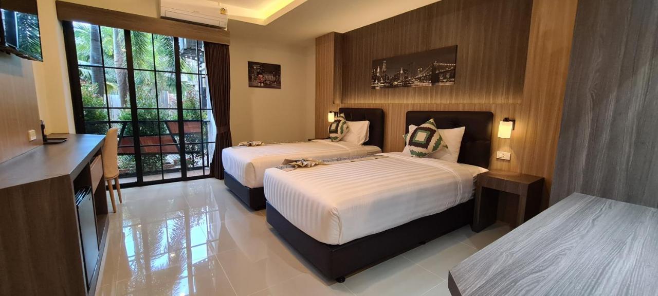 The Room Boutique Hotel 사콘 나콘 외부 사진