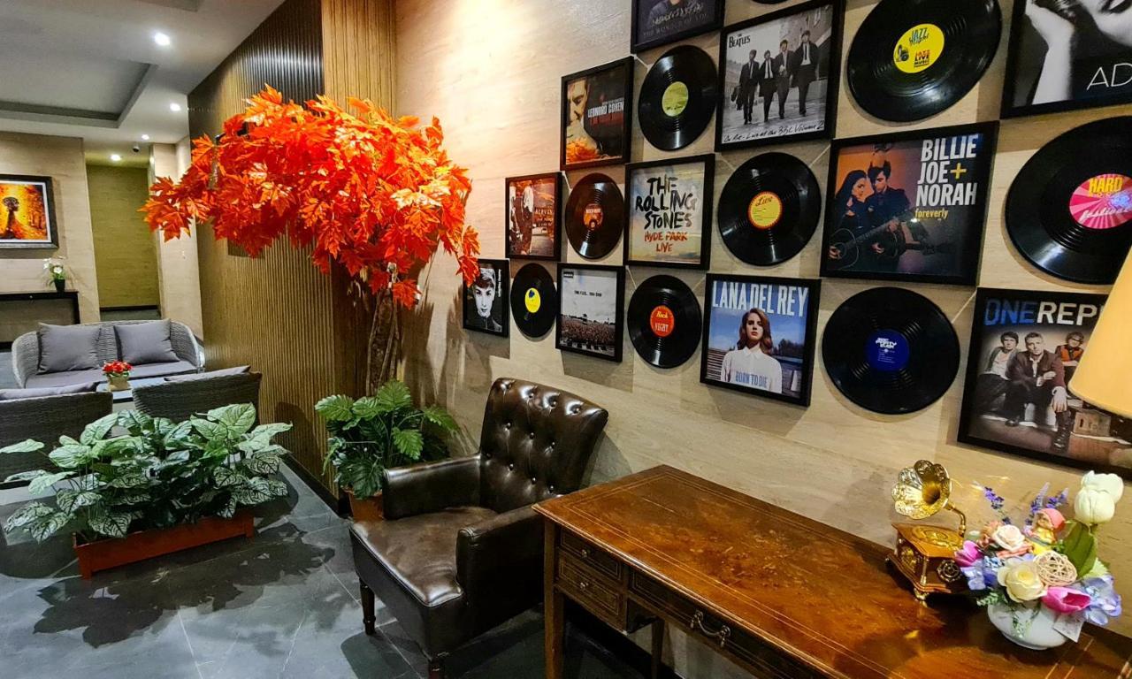 The Room Boutique Hotel 사콘 나콘 외부 사진