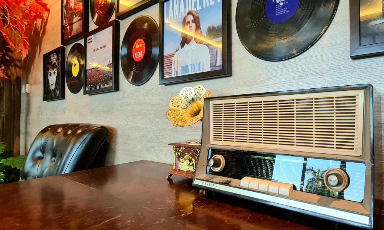 The Room Boutique Hotel 사콘 나콘 외부 사진