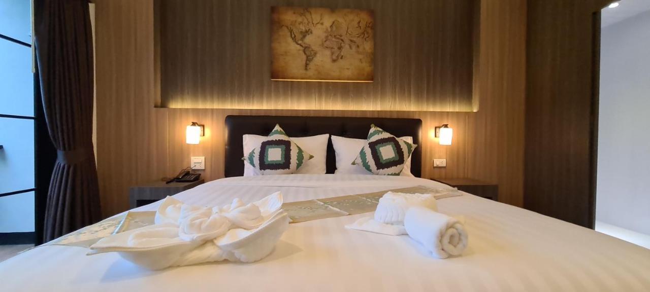 The Room Boutique Hotel 사콘 나콘 외부 사진
