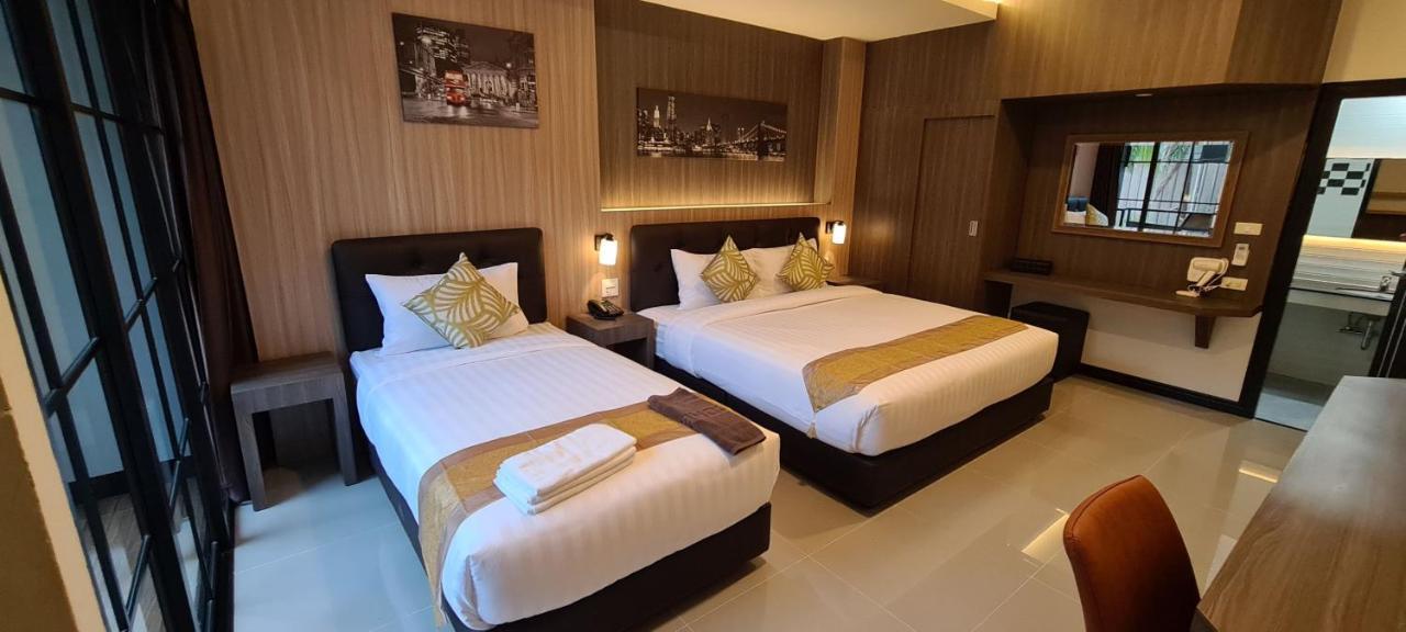 The Room Boutique Hotel 사콘 나콘 외부 사진