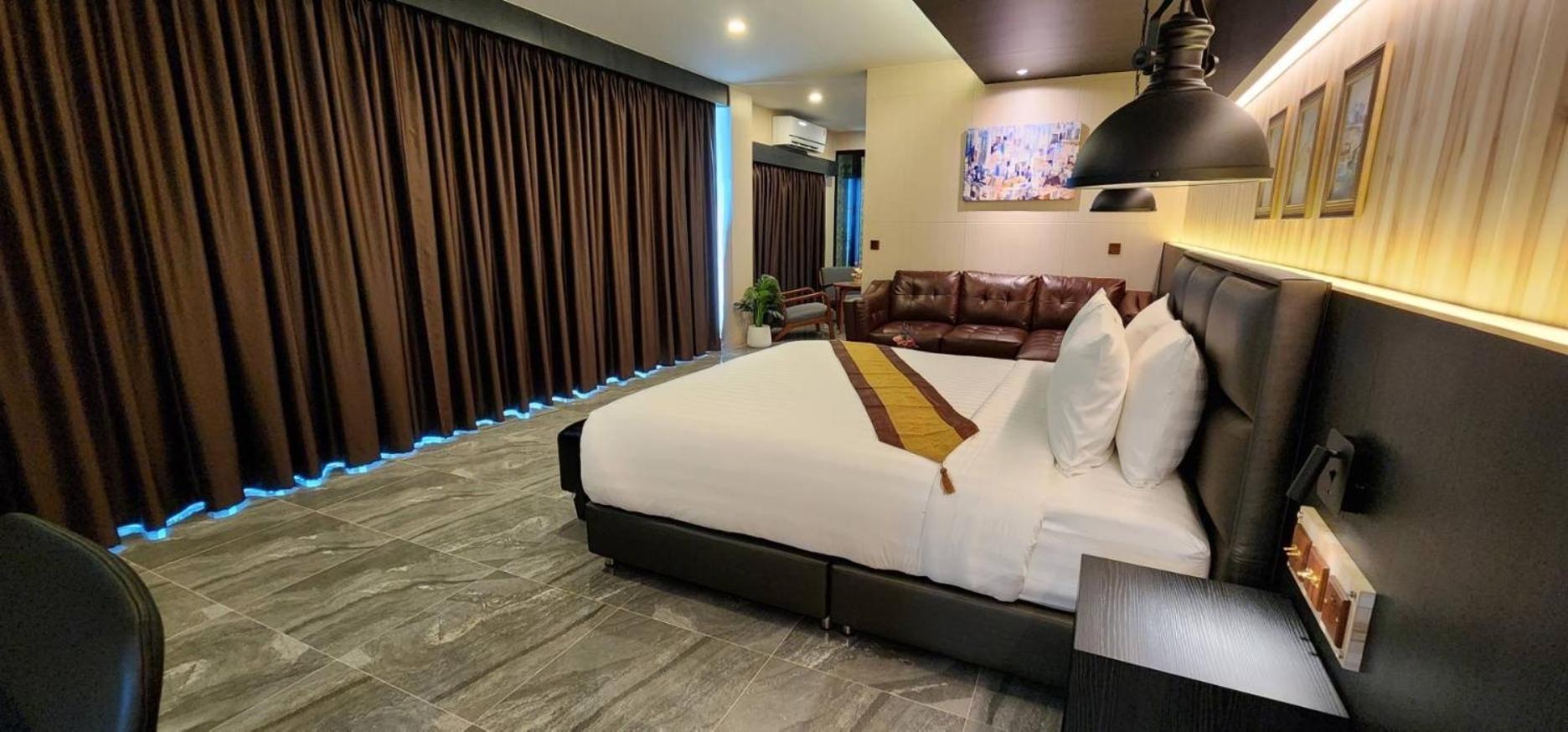 The Room Boutique Hotel 사콘 나콘 외부 사진