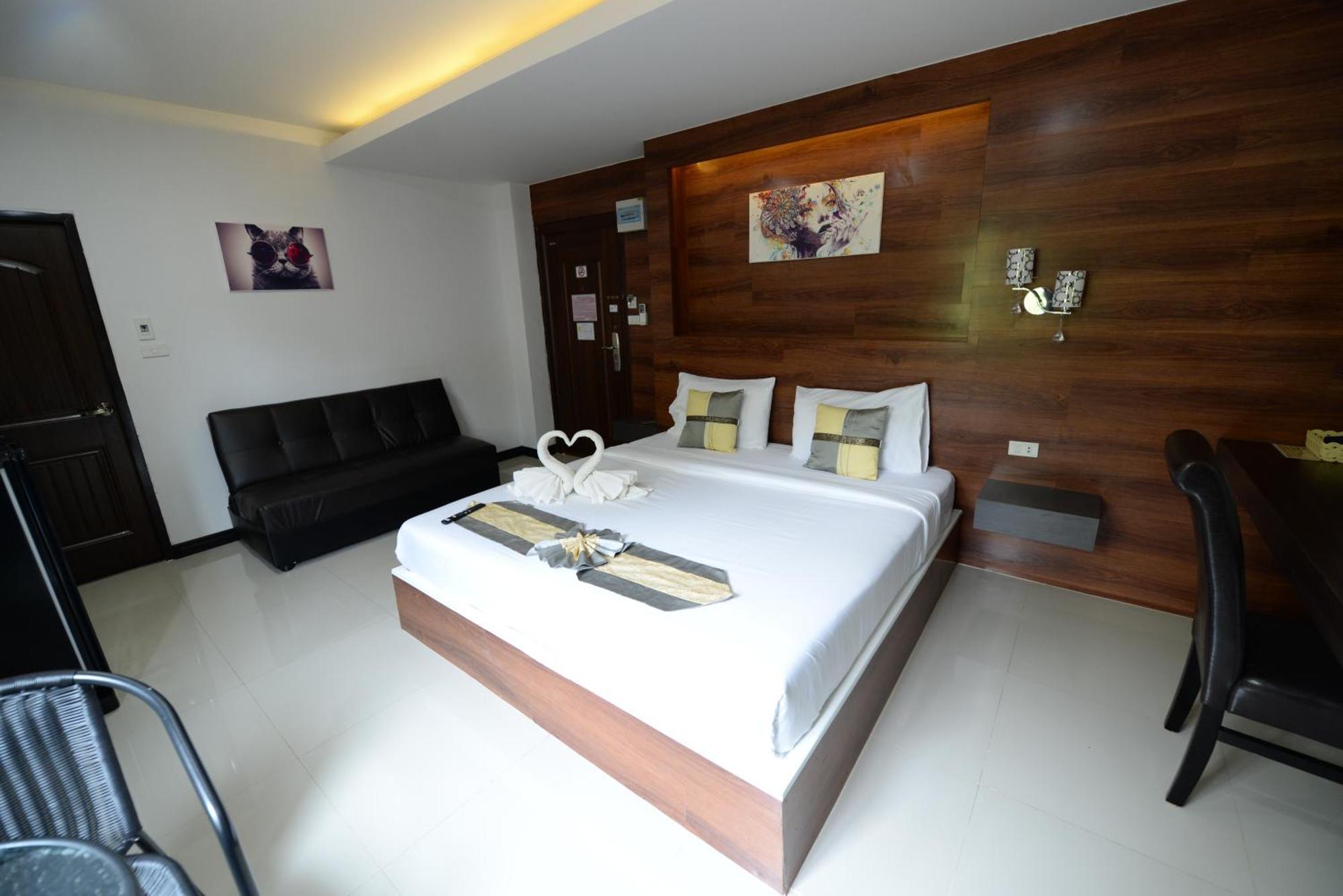 The Room Boutique Hotel 사콘 나콘 외부 사진